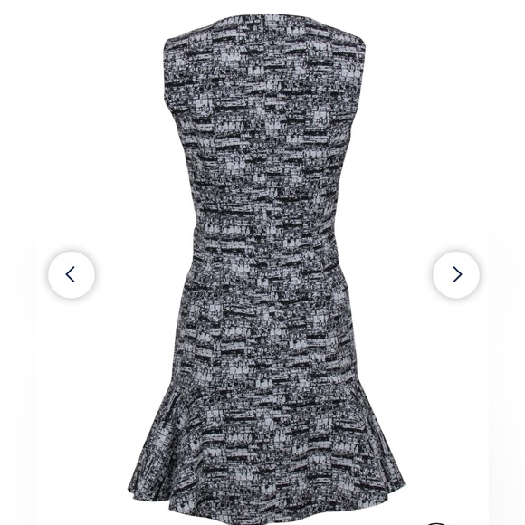 Diane Von Furstenberg Black Flare Dress - Size 6 - Picture 3 of 5